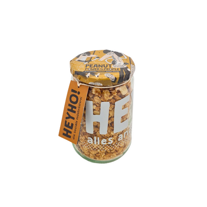 Bio-Hafer Granola "Peanut Power to the People" 1